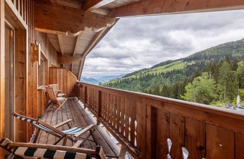 Haus House | "Bergquell" suite, separate WC and bath/shower (from 7 nights) - Nature and wellness hotel