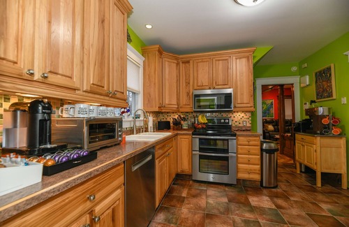 Highland Square Bed & Breakfast | Berrodin Bed & Breakfast