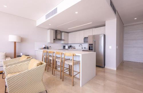 Porto Nao Apartment | Best Caribbean Sea Views 3BR Penthouse F1