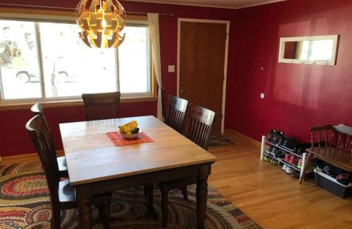 Martin Acres House | Best Location Fun 2 Living Rooms and Game Room