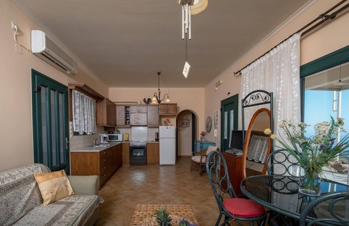 Stratoi Villa | Best View Mountain Villa - Private Pool with amazing view - Temenia