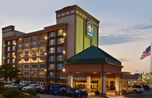 Millard Hotel | Best Western Plus Midwest Inn