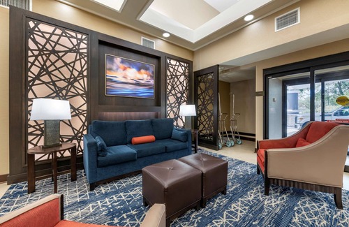 Orlando Hotel | Best Western Plus Orlando East- UCF Area