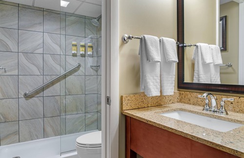 Traverse City Hotel | Best Western Plus Traverse City