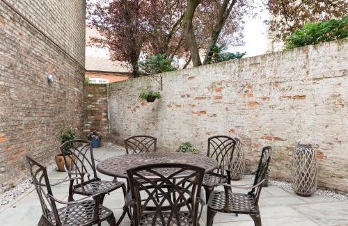Beverley House | Beverley Minster House
