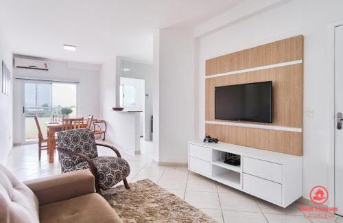 Barra da Lagoa Apartment | BH56 Conforto, AR, Varanda Gourmet e Vista Linda