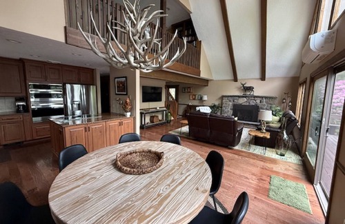 Gouldsboro House | Big Bass Lake Poconos Lakefront Retreat