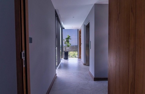 Wichit House | "Big Legend: 6-Story Luxury Villa with Apartment"
