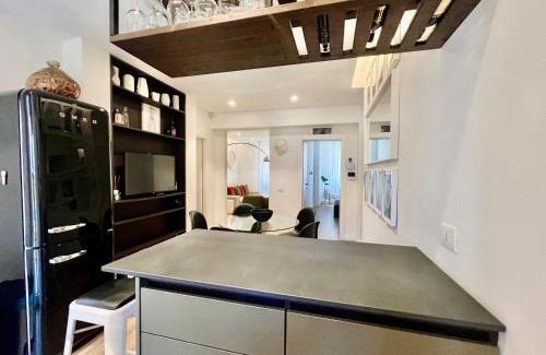 Zona Solari Apartment | BIG Luxury - California M4