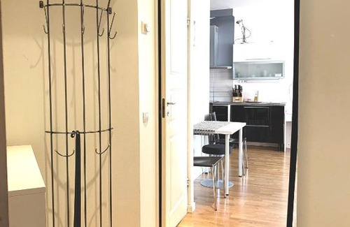 Kallio Apartment | Big studio close to center with WiFi