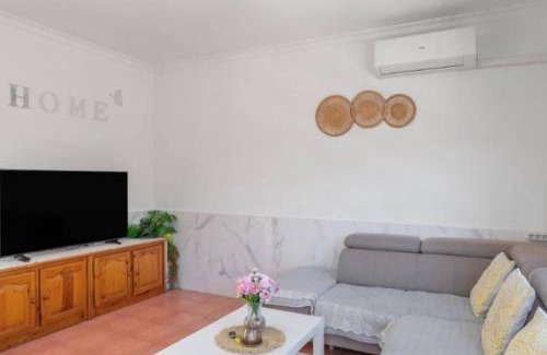 Puerto Rico Apartment | Big Villa Puerto Rico streetfront with private saltwater jacuzzi pool, BBQ, kitchen & 3 terraces near shopping center