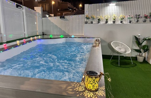 Puerto Rico Villa | Big Villa Puerto Rico streetfront with saltwater jacuzzi pool, BBQ near shops