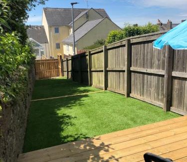 Bere Alston Apartment | Bijou Beery, beautiful garden flat in village location