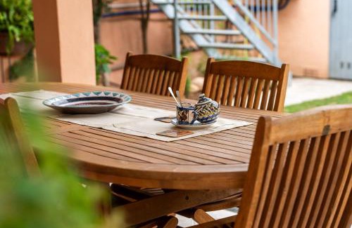 S'oru e Mari Apartment | Bijou Holiday Home