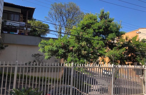Serra House | Bilingual Home