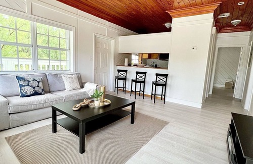 Alice Town Apartment | Bimini Vacation Apartment - Apt #2