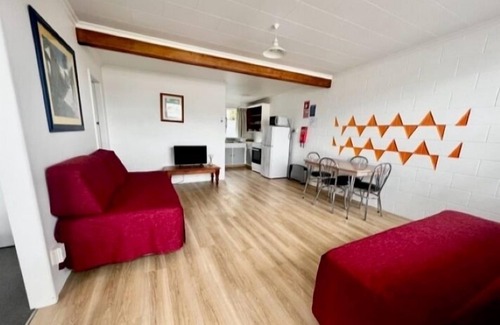 Blenheim Hotel | Bings Motel