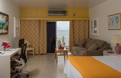 Frigate Bay Hotel | Bird Rock Beach Hotel