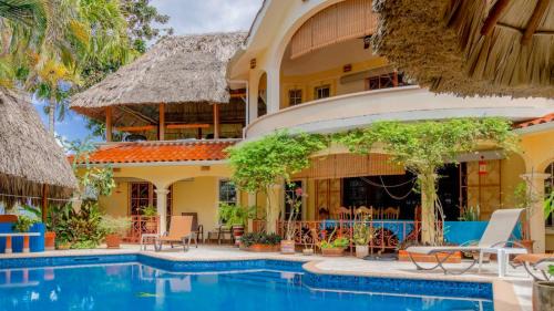 San Ignacio House | Birders' Paradise With Private Pool & Epic Views