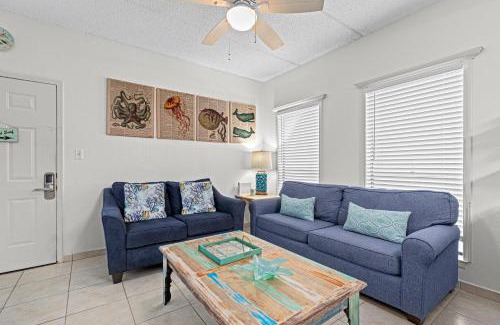 South Padre Island Apartment | Birdies Landing At Butterfly Park Beach Access