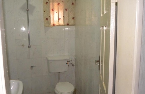 Alimosho Hotel | Biso Inn