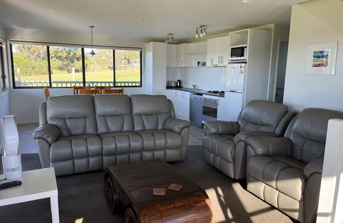 North Narooma Cabin | Black Bream Point Cabins