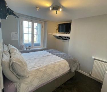 Cumbernauld Hotel | Black Bull with Rooms upper