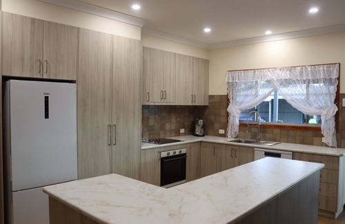 Camperdown House | Black Rock Cottage