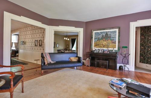 Hammondsport Bed & Breakfast | Black Sheep Inn and Spa