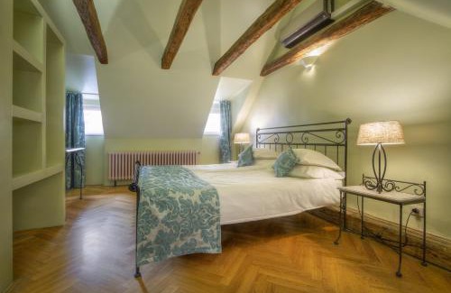 Stare Mesto Hotel | Black Star Suites