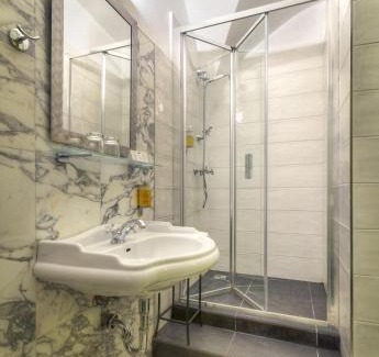 Stare Mesto Hotel | Black Star Suites