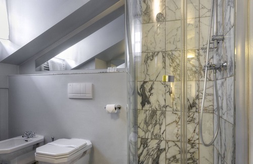 Stare Mesto Hotel | Black Star Suites