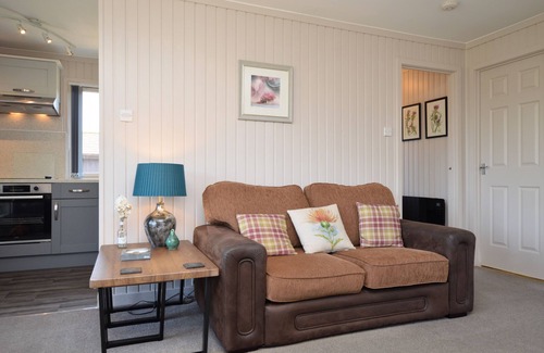 Kilmun Ski Chalet | Blairlagan, stunning loch & mountains views