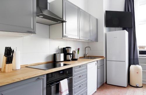 Wilmersdorf Apartment | BLISSE by ROCKCHAIR Apartments l SUPERHOST Status l 5 Schlafzimmer 3 Bäder 3 Balkone l Family & Business Flair welcomes you!