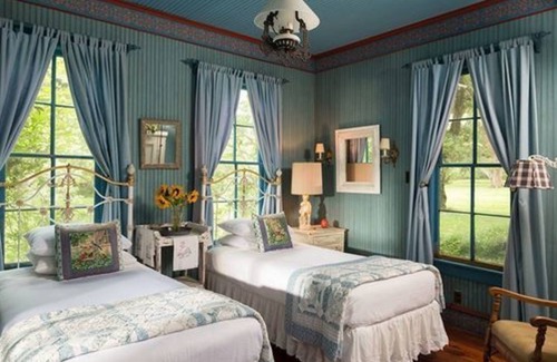 Cat Spring Bed & Breakfast | BlissWood B&B Ranch