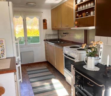 Heberg House | Bloms stuga i naturskön miljö
