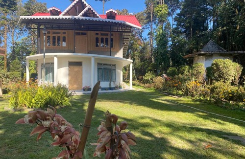 Darjeeling House | Bloomfield Farmhouse and Eco-Resort - 2