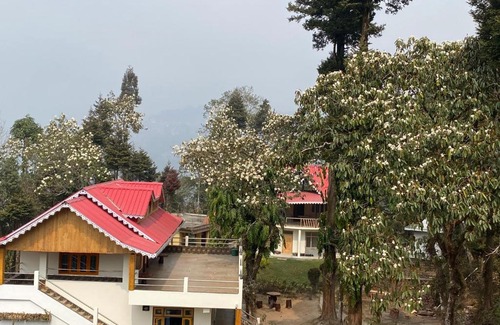 Darjeeling House | Bloomfield Farmhouse and Eco-Resort - 2