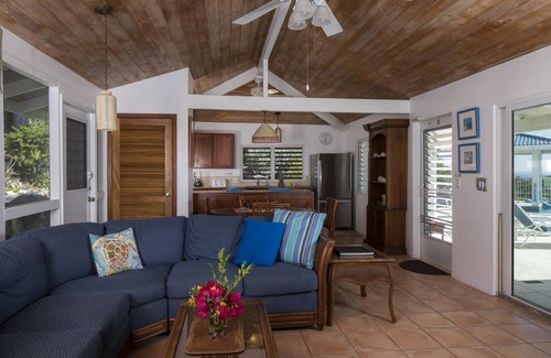 Monte House | Blue Agave Villa- Dazzling Sunsets, Amazing Views, Pool, Generator A/C in Br's