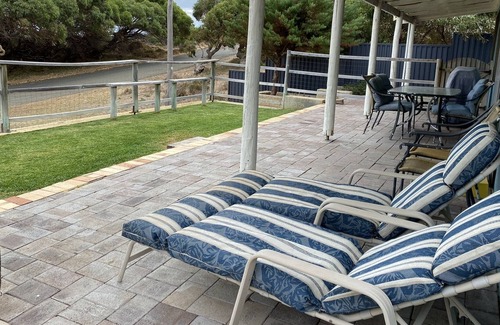 Guilderton House | Blue Beach House - Great View - Just relax and Enjoy!
