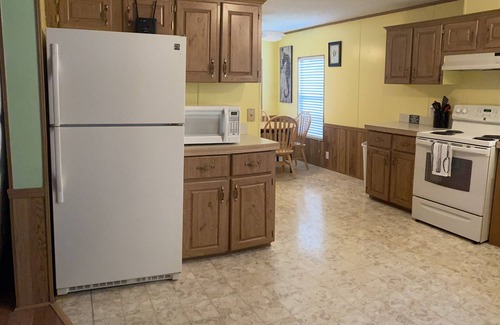 Steinhatchee House | Blue Crab Getaway- private dock-holds 2 boats
