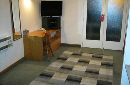 Timaru Hotel | Blue Dolphin Motel