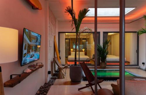 Phu Hai Beach House | Blue Fingers KHouse Mũi Né