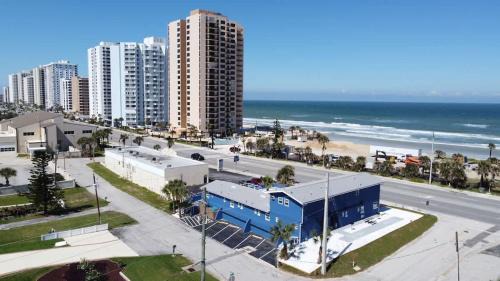 Daytona Beach Shores Apartment | Blue Mist Motel - Room #7