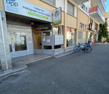 Saint-Louis Apartment | Blue pearl