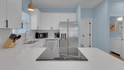 Village of Sugar Beach House | Blue Pineapple