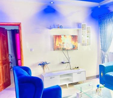 Yof Apartment | Blue Studio de Bella