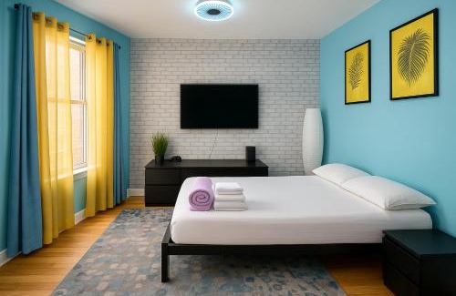 Harlem Apartment | Blue style Room
