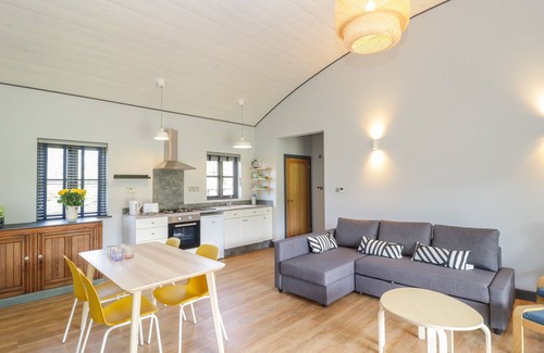 East Pennard Cottage | BLUEBELL, pet friendly, with a garden in West Pennard