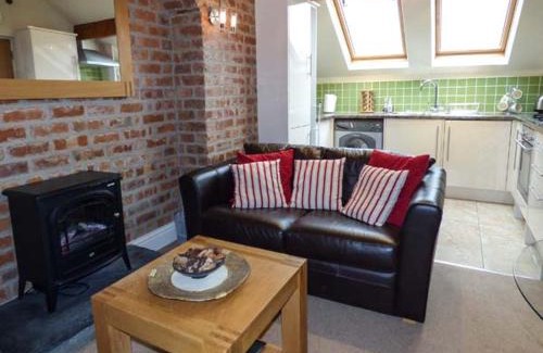 Coniston Apartment | Bluebird Loft